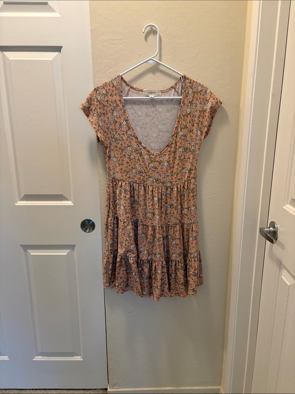 Floral Tiered V-Neck Tunic Dress in Peach